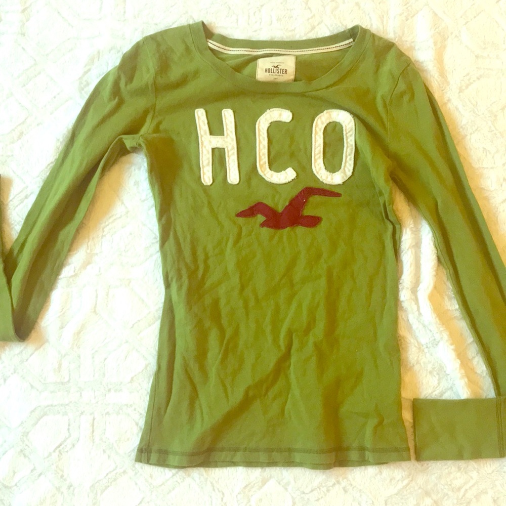 Hollister CA ladies long sleeved logo tee
